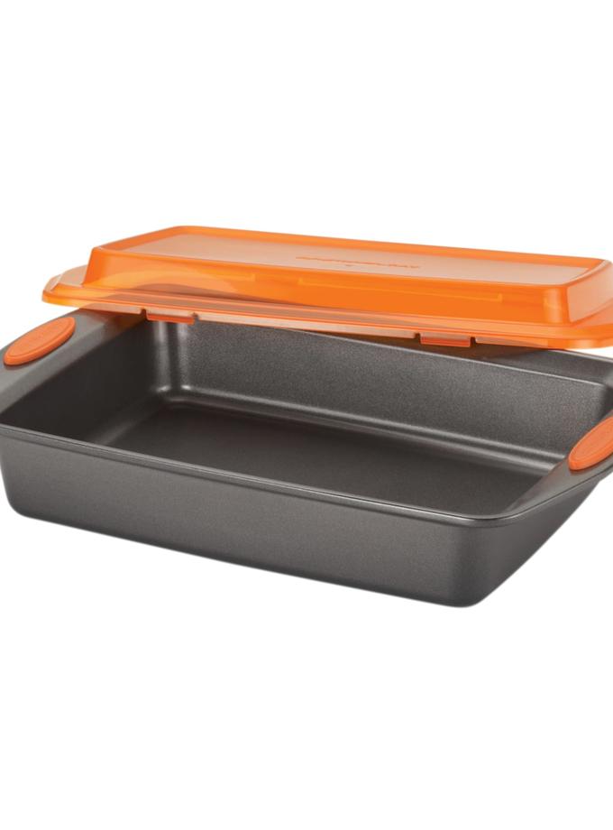 Rachael Ray 9-Inch x 13-Inch Nonstick Rectangular Cake Pan with Lid Best Price